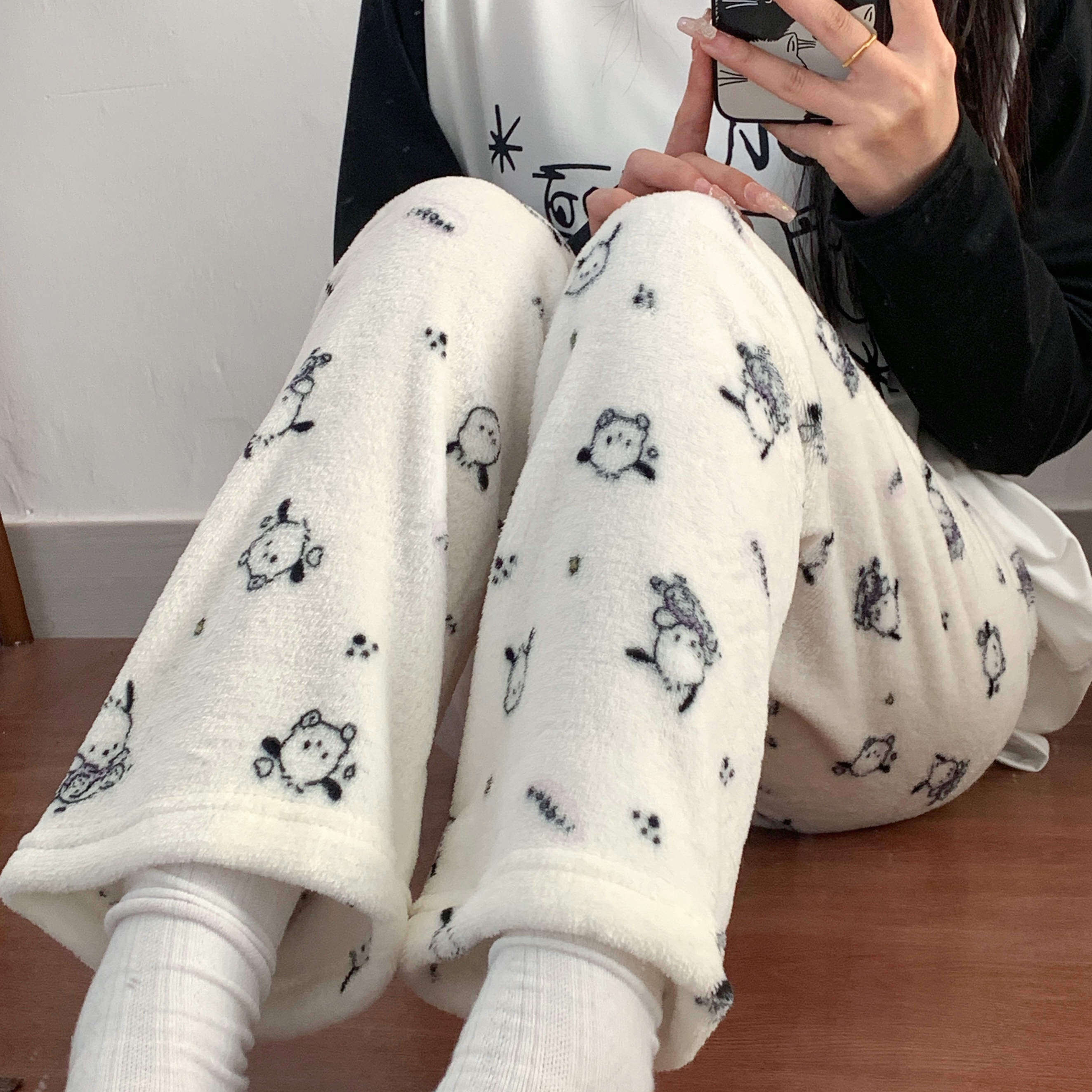 卡通法兰绒睡裤女士秋冬款长裤加厚加绒学生保暖珊瑚绒冬季家居裤,女士内衣/男士内衣/家居服,睡裤/家居裤,淘宝优惠券,粉丝福利购,淘宝优惠卷