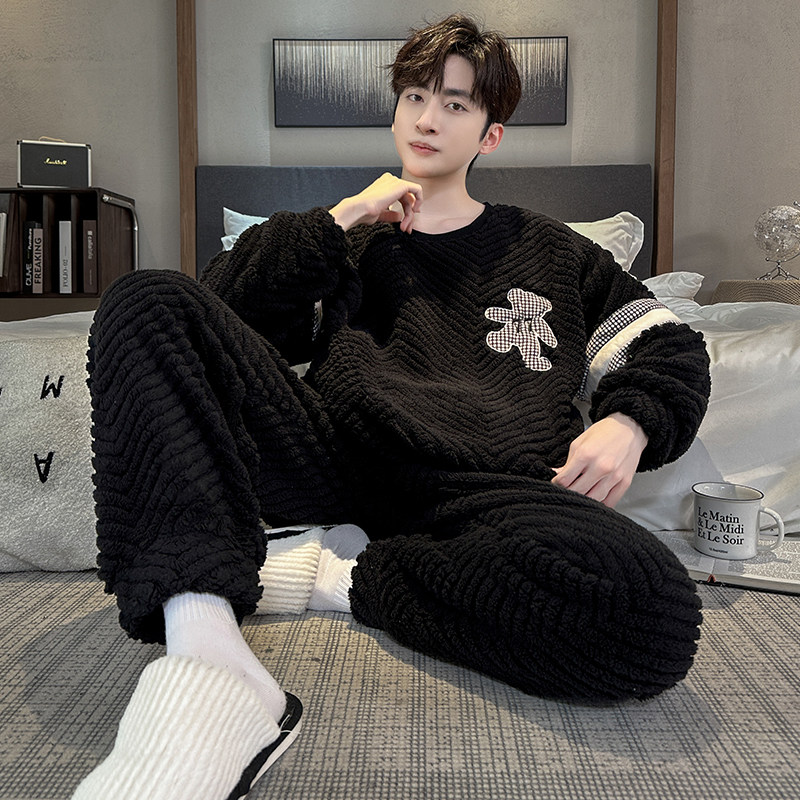 法兰绒男士冬季保暖圆领睡衣套装