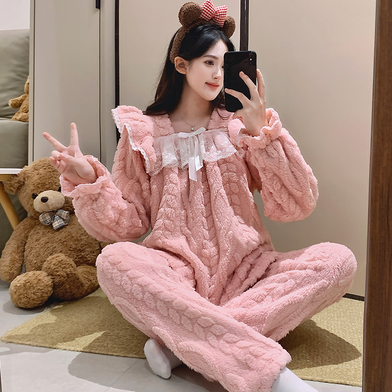 公主风甜妹方领提花法兰绒睡衣女