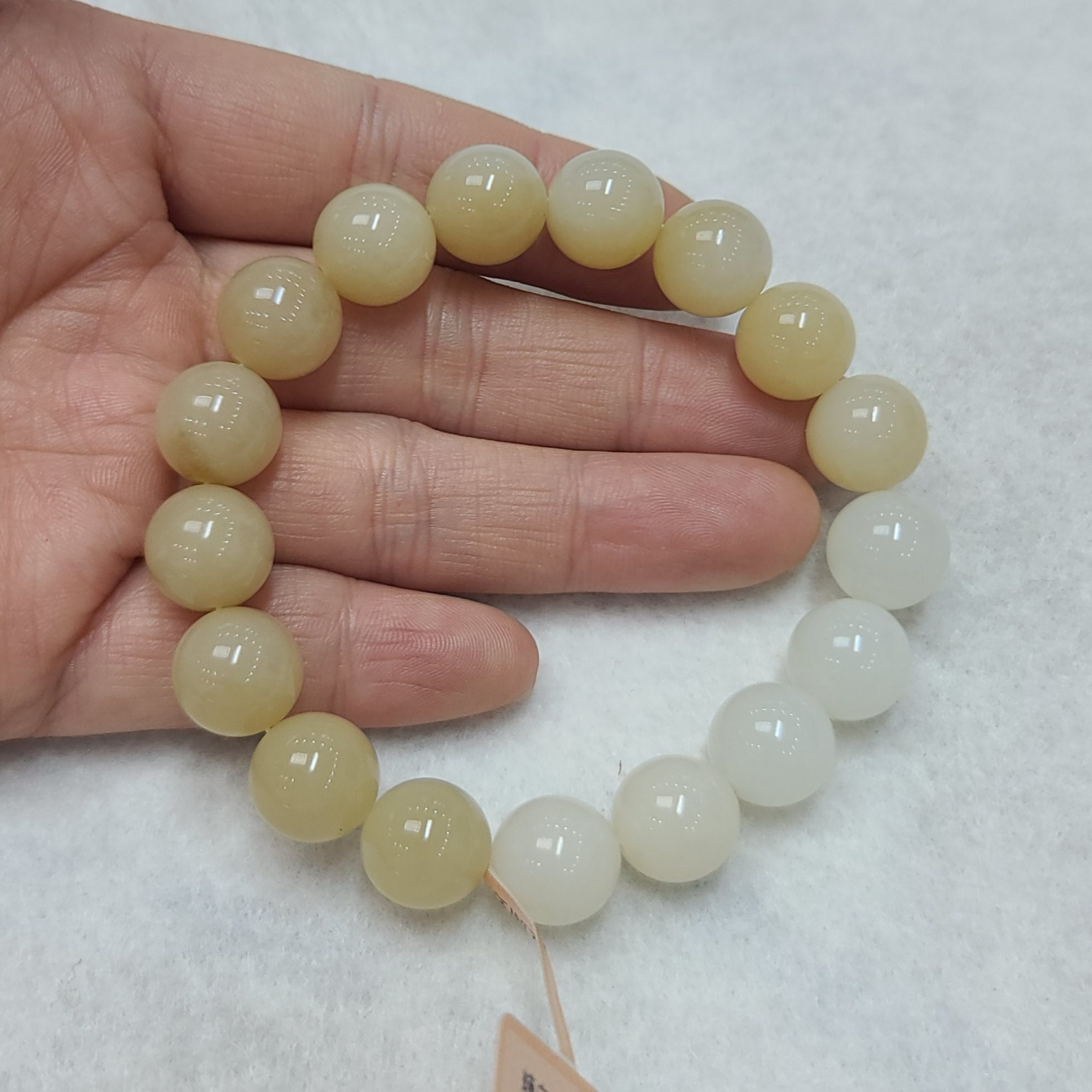 新疆和田糖白玉手串 戒指戒面宝宝锁耳钉貔貅 玉石雕刻培训学校