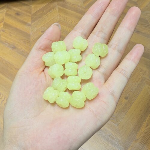 福利~新疆和田黄玉并蒂莲吊坠挂件帝王之色玉石雕刻培训学校
