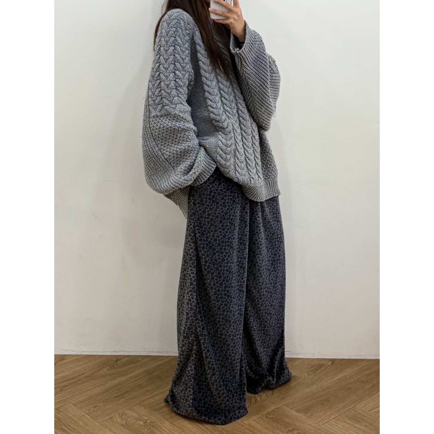 八1130韩国东大门休闲长裤区4508799端庄正品档口冬款舒适新款