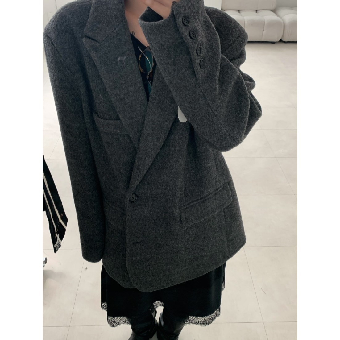 八1104韩国东大门运动瑜伽外套短款大衣区4474903时装人气欧美