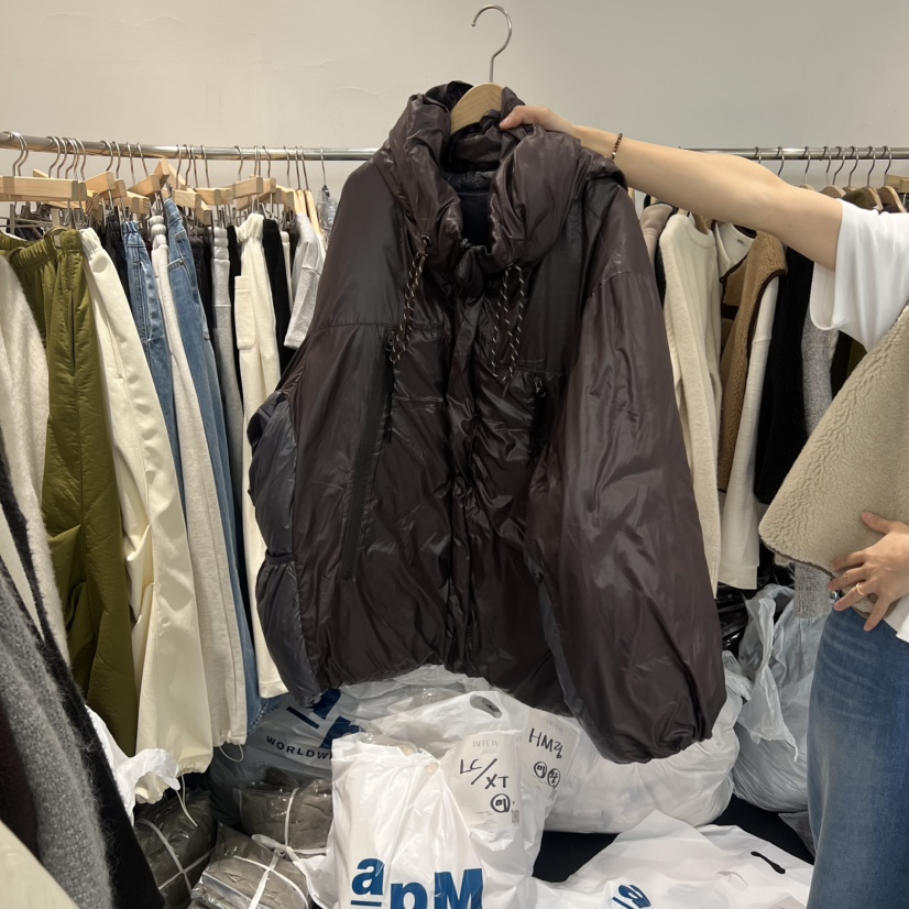 八1130韩国东大门运动瑜伽外套短款羽绒服区4508190街头冬季优雅