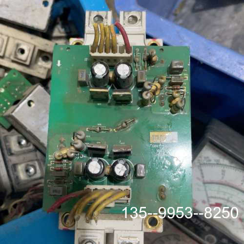 原装正品ff450r12me4、带驱动板db4t1320m2、价格详谈