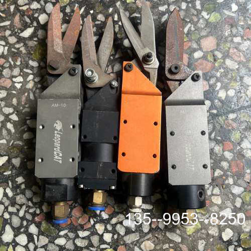 原装正品气动口罩机拆四个出108价格详谈