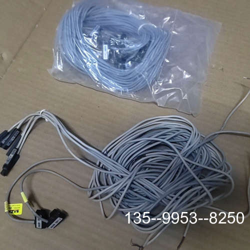 原装正品SAZN磁性开关CS1-J12条，PL磁性开关D-Z73价格详谈