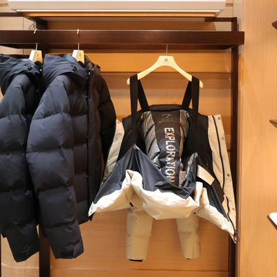 99白鹅绒高充绒量2025冬季户外旅行五防超厚极寒羽绒服男防水1475