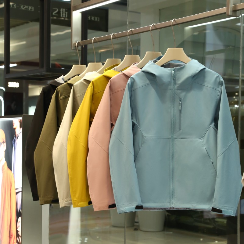 2024春秋季新款男女城市户外休闲徒步旅行三防冲锋衣夹克外套8947