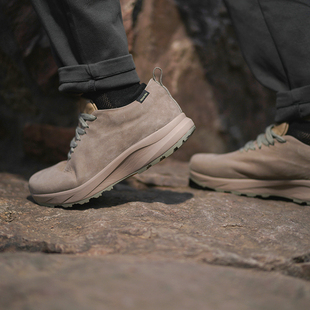 男真皮运动休闲鞋 8425 户外轻便防水透气登山越野跑鞋 实穿性拉满