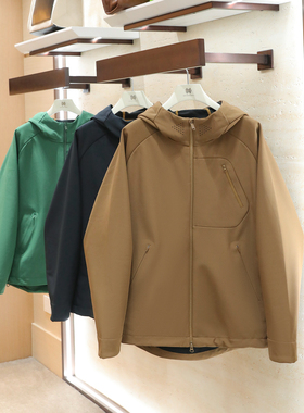 高性价比2026春季新款时尚户外加绒连帽夹克男士软壳冲锋外套2101