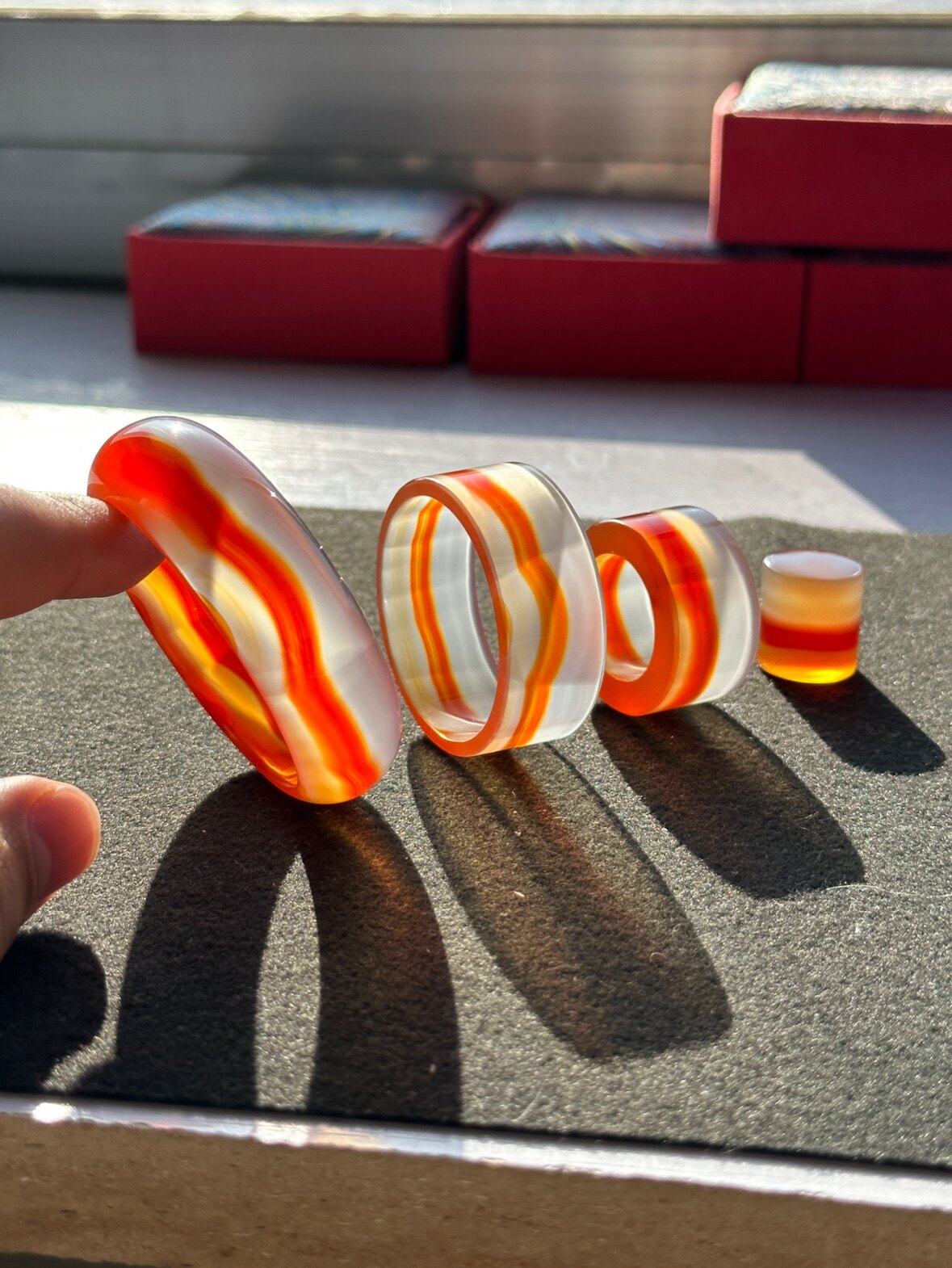 纯天然精品高冰强荧光鸿运缠身江料玛瑙手镯口径51mm包邮珍藏品