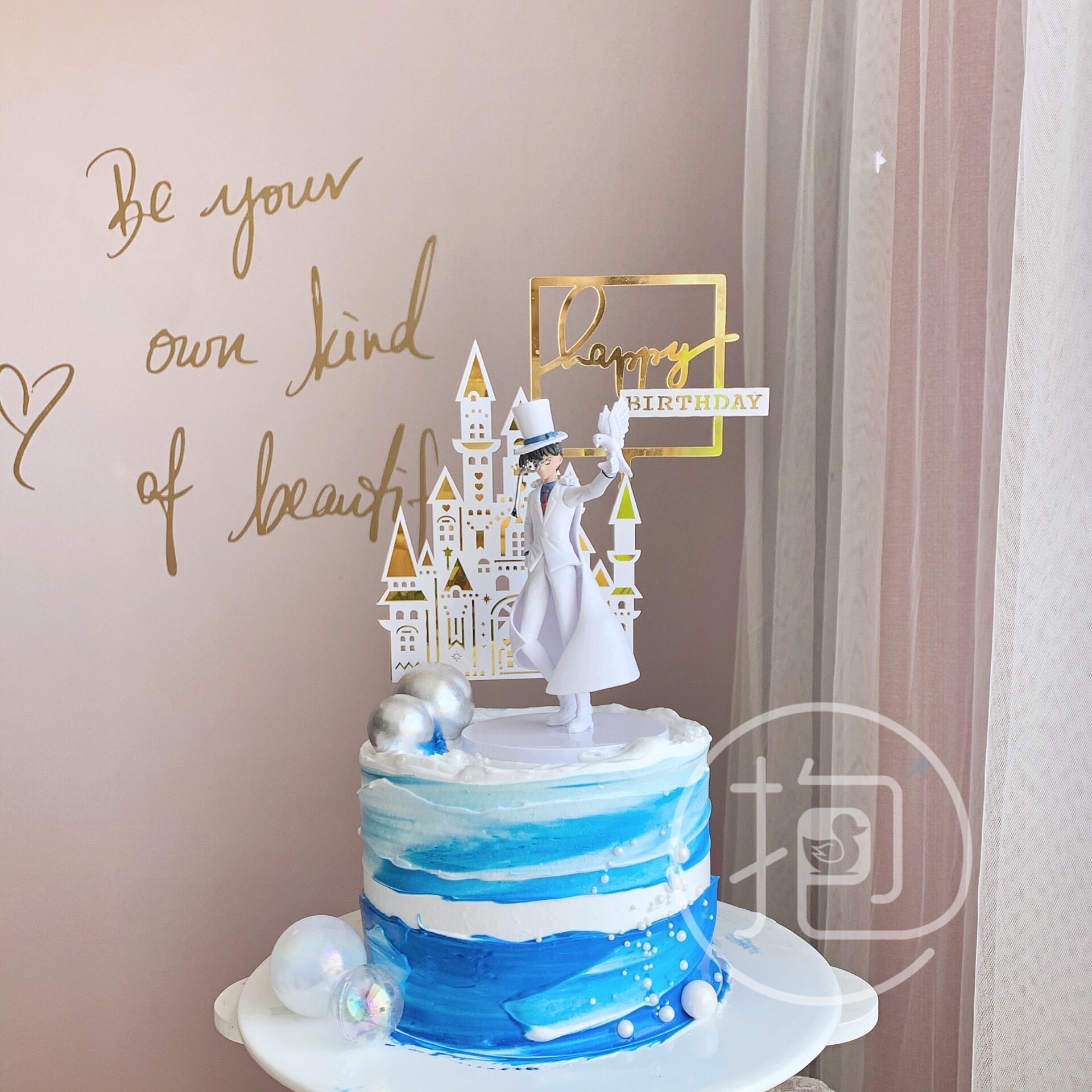 蛋糕装饰摆件怪盗基德手办白衣高帽鸽子名侦探柯南动漫人物魔术师