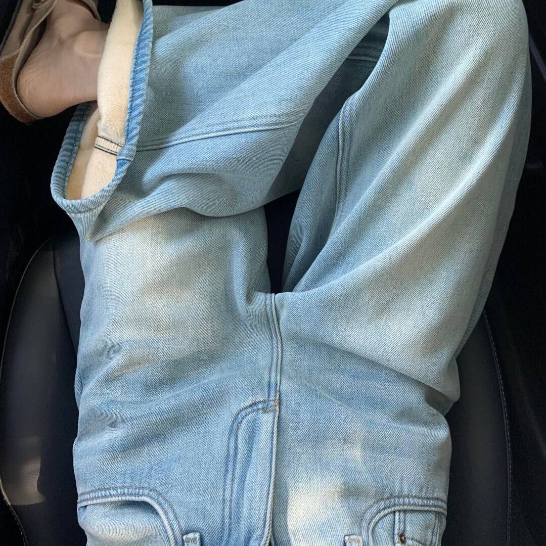 浅蓝色水洗阔腿高腰牛仔裤女