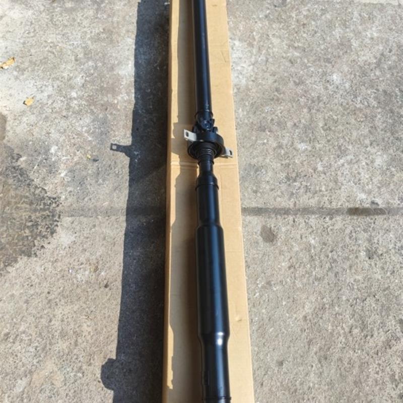 适用全新宝马三五七系E90E84E83F15F02传动轴总成320X5后驱四驱