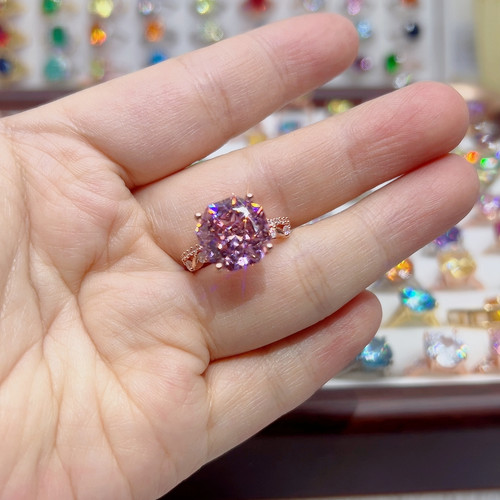 6克拉辛德瑞拉粉钻绽放玫瑰切