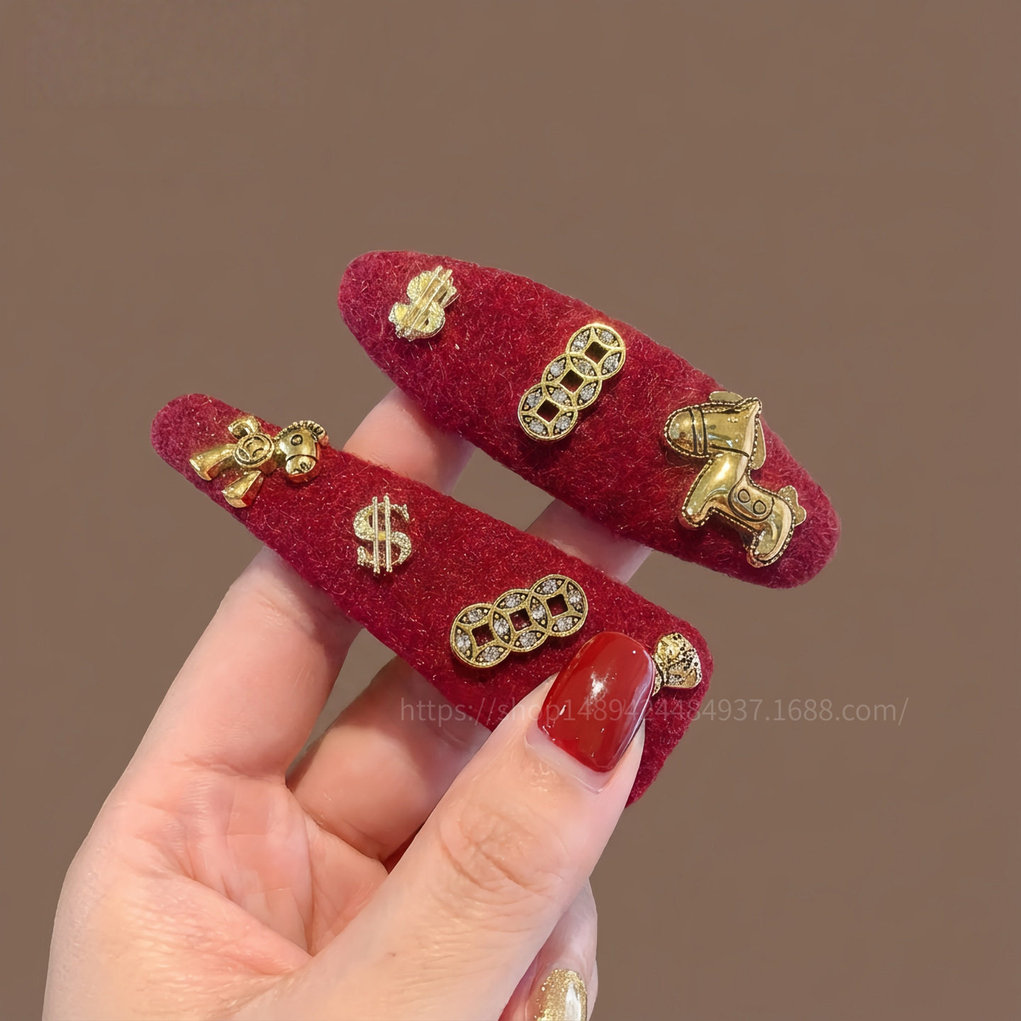 2026年马年红色毛绒绒发夹金标小马侧边夹额前碎发整理bb夹刘海夹,饰品/流行首饰/时尚饰品新,民族风发饰,淘宝优惠券,粉丝福利购,淘宝优惠卷