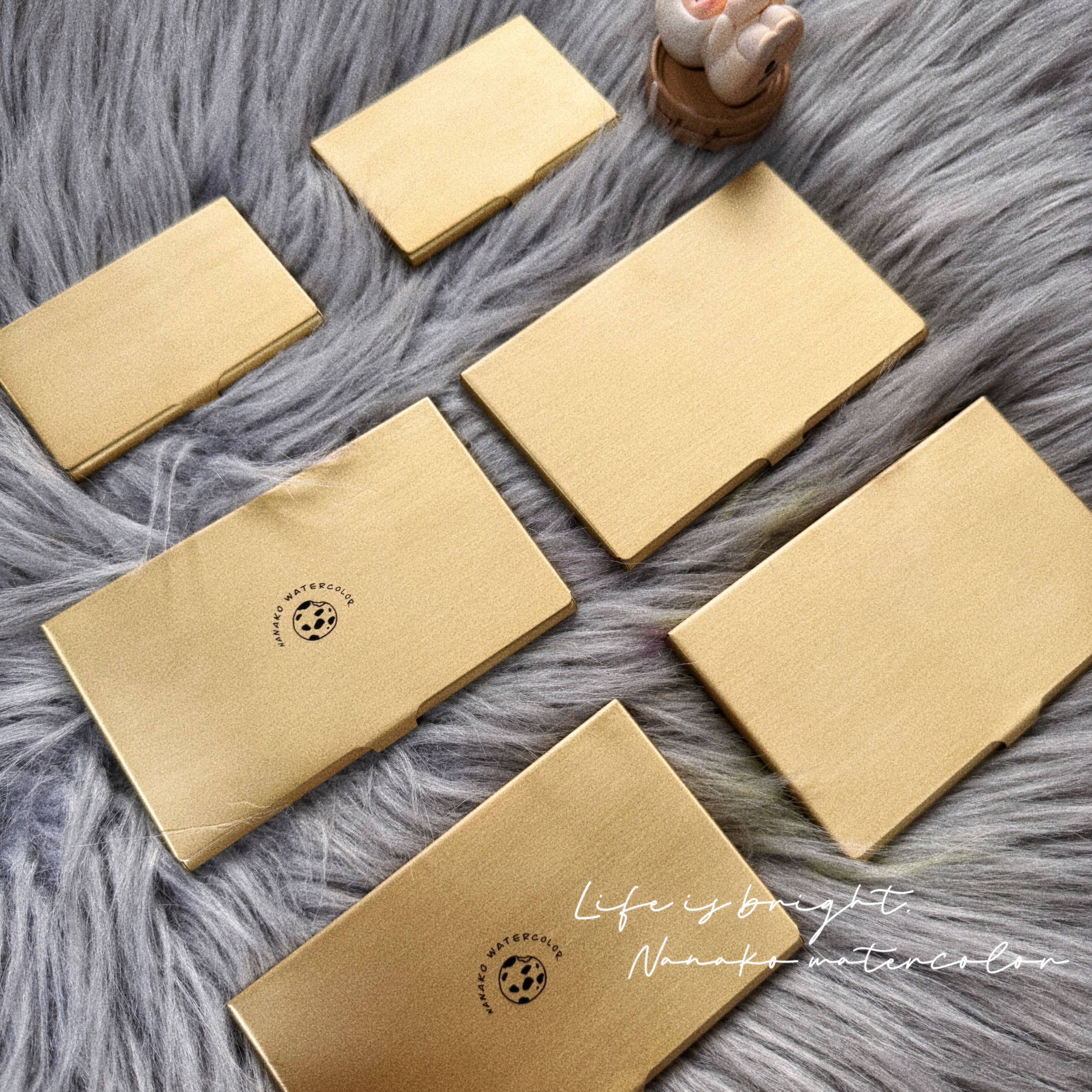 黄铜tn水彩盒便携式旅行收纳盒水彩颜料分装盒磁吸黄铜盒子