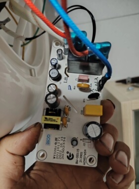 适用海信DC60-WY320i电热水器主板WY320i电源板电脑板KC08-CW