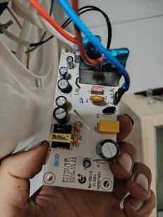 适用海信DC60 WY320i电热水器主板WY320i电源板电脑板KC08