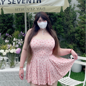 180的陈橙橙 蜜桃女孩大码女装吊带碎花连衣裙短裙性感粉色裙子