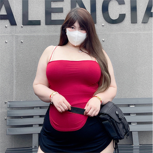 180的陈橙橙 呛口小辣椒大码女装性感多巴胺红色吊带内搭美感上衣
