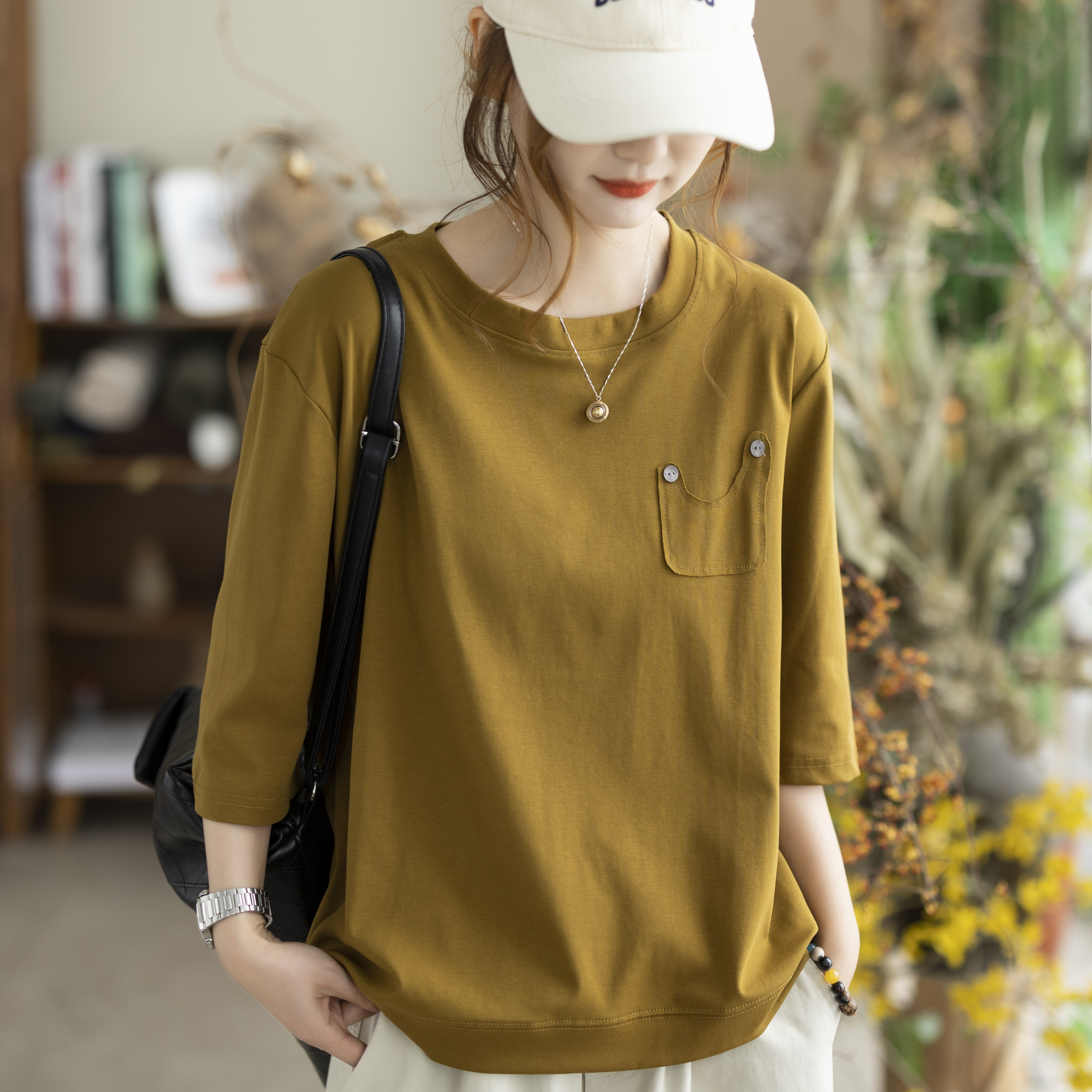 咖咪羽圆领中袖短袖女宽松显瘦口袋上衣休闲百搭减龄女装T恤衫女