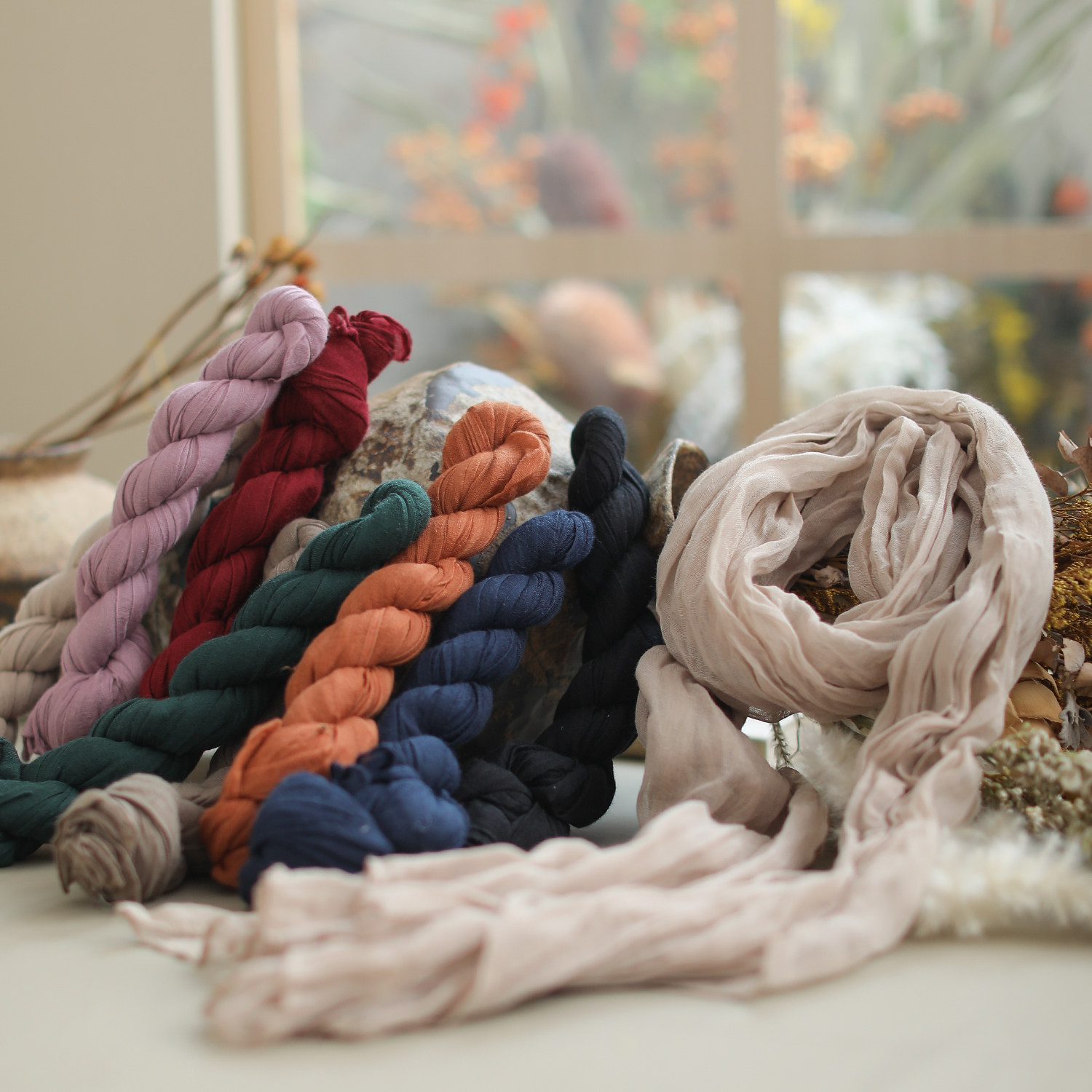 咖咪羽自然压褶日系文艺复古纯色文艺围巾百搭加长柔软女款围脖