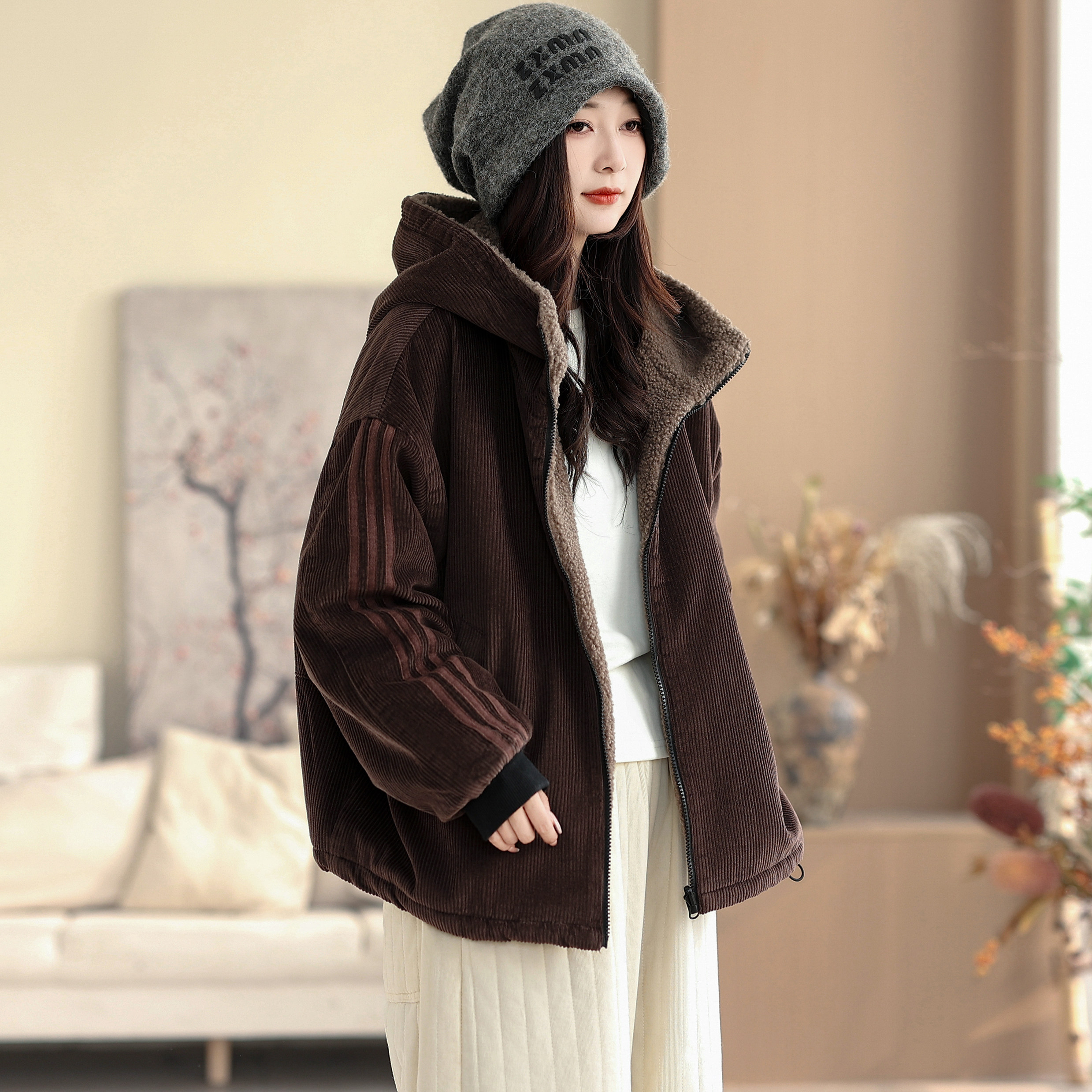 咖咪羽灯芯绒棉服女秋冬双面穿新款女士帽子宽松纯色休闲流行女装