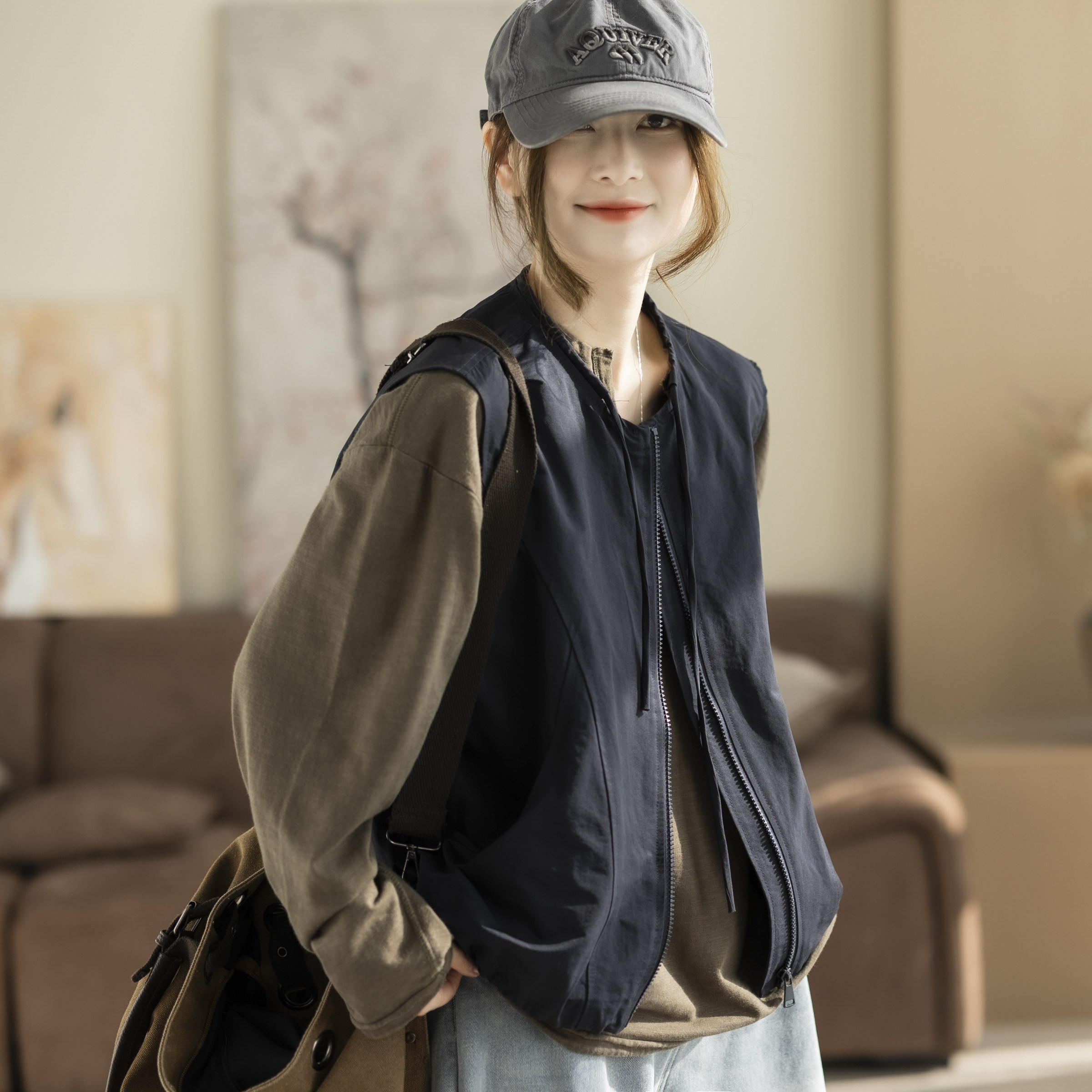 咖咪羽韩系简约纯色圆领无袖马夹春秋款宽松洋气通勤坎肩马夹外套