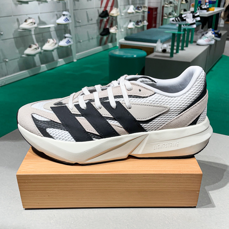 阿迪达斯男鞋2025春季新款流光跑鞋舒适缓震低帮运动休闲鞋JH6944