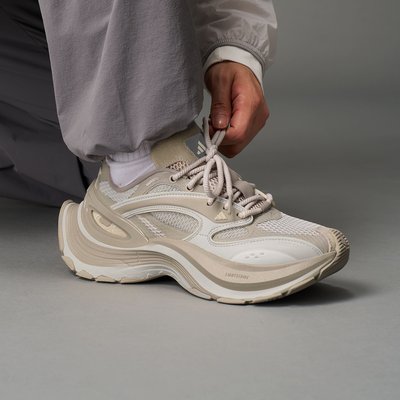 阿迪达斯男女轻机甲鞋