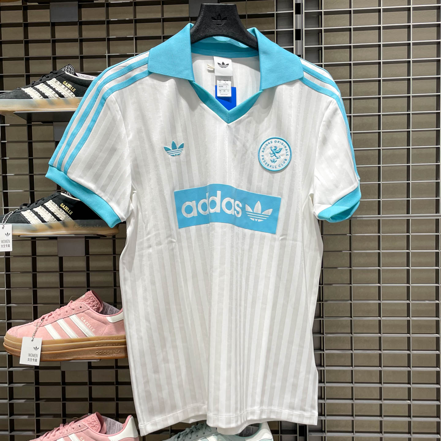 阿迪达斯三叶草女子翻领POLO球衣