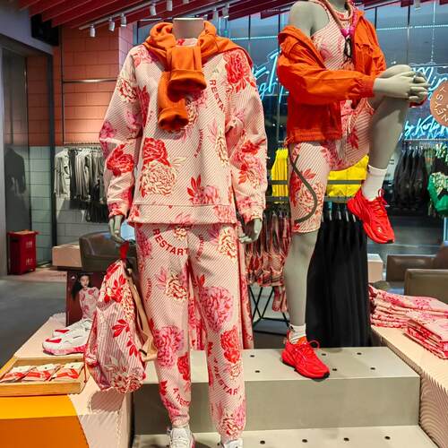 adidasstella圆领运动卫衣