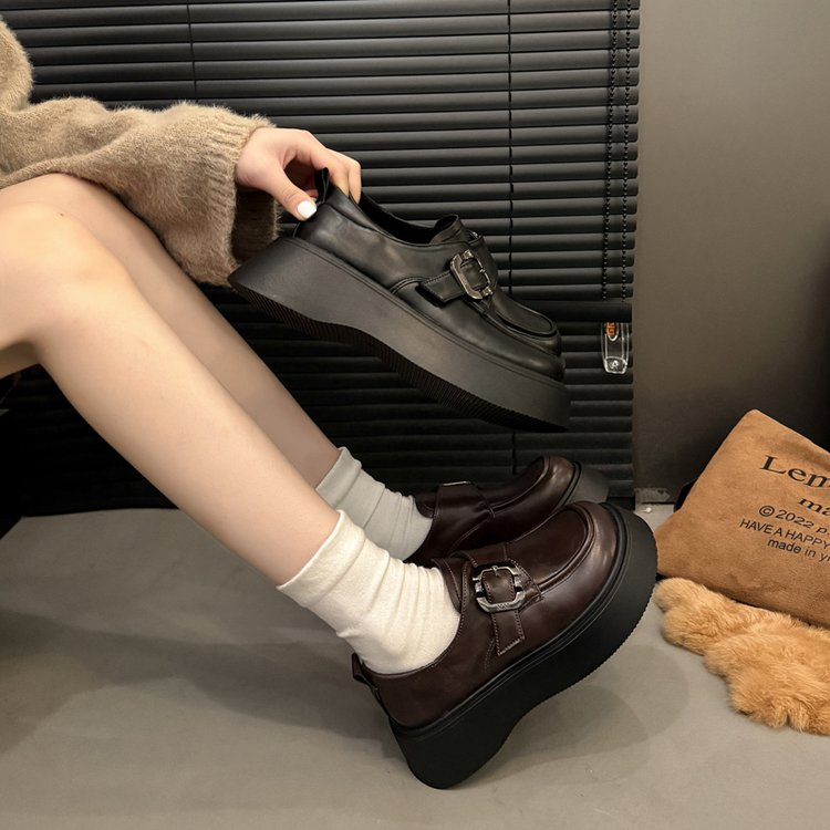 新款圆头小皮鞋百搭配裙子单鞋