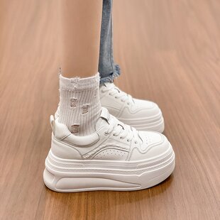 厚底轻便小白鞋女2026春季新款韩版百搭松糕女鞋系带休闲运动鞋子