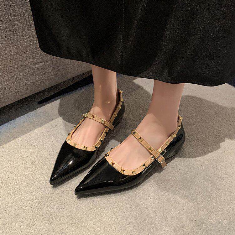 法式绝美不累脚单鞋女新款春秋配裙子时尚裸鞋铆钉尖头玛丽珍