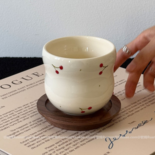 复古浮雕陶瓷手握杯子高级感马克杯樱桃墩墩咖啡杯精致下午茶杯子