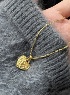 韩国小众钛钢金色爱心吊坠项链女