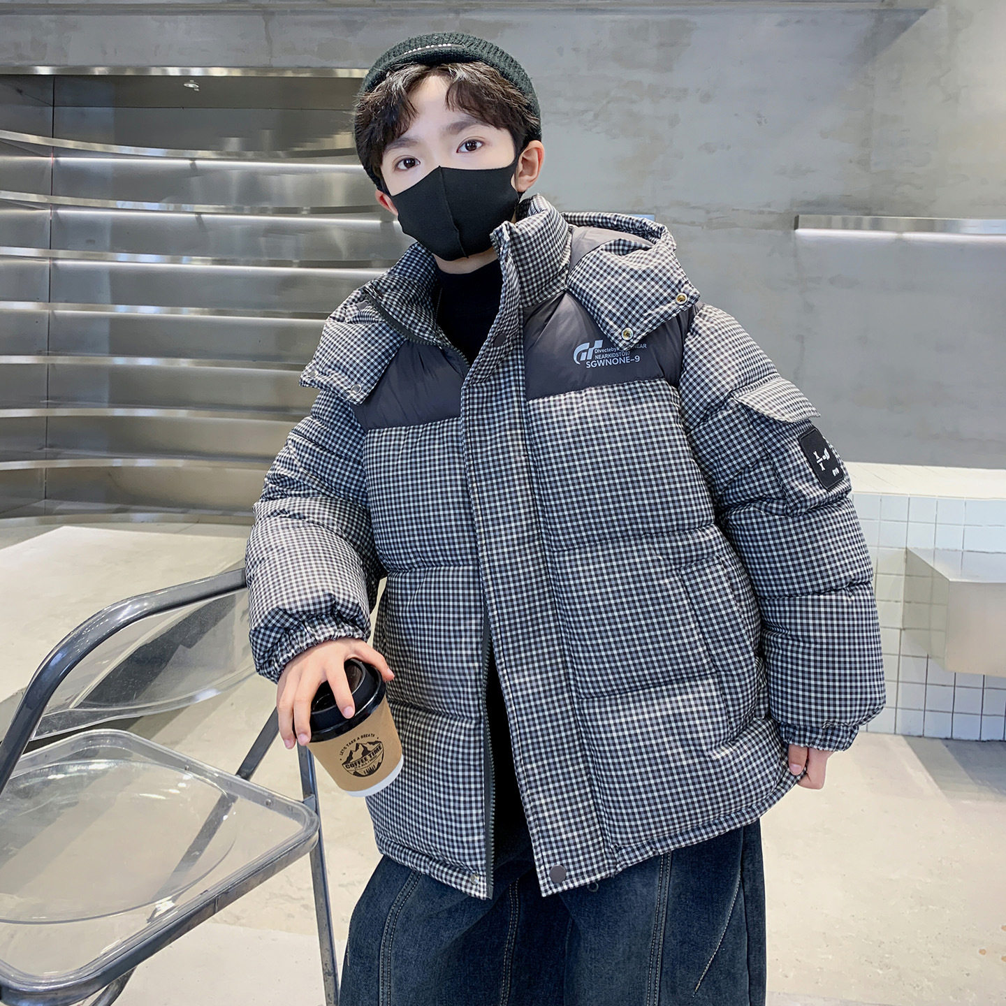 儿童装男童冬装格子连帽加绒棉服新款中大童棉袄男孩加厚棉衣，童装棉衣，摩比熊