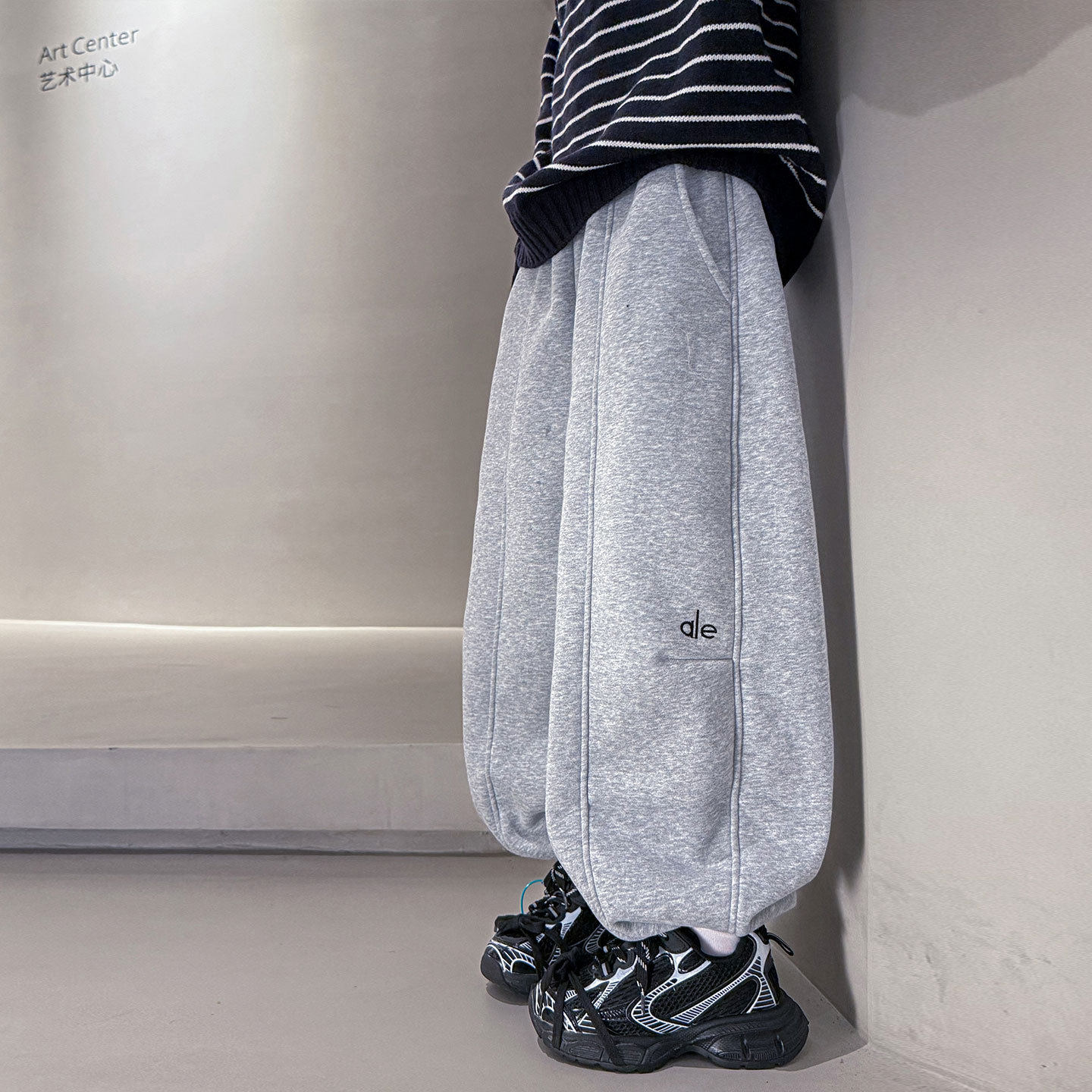 男童冬季一体加绒裤子新款大童秋冬款男孩加厚运动初中生，童装裤子，摩比熊