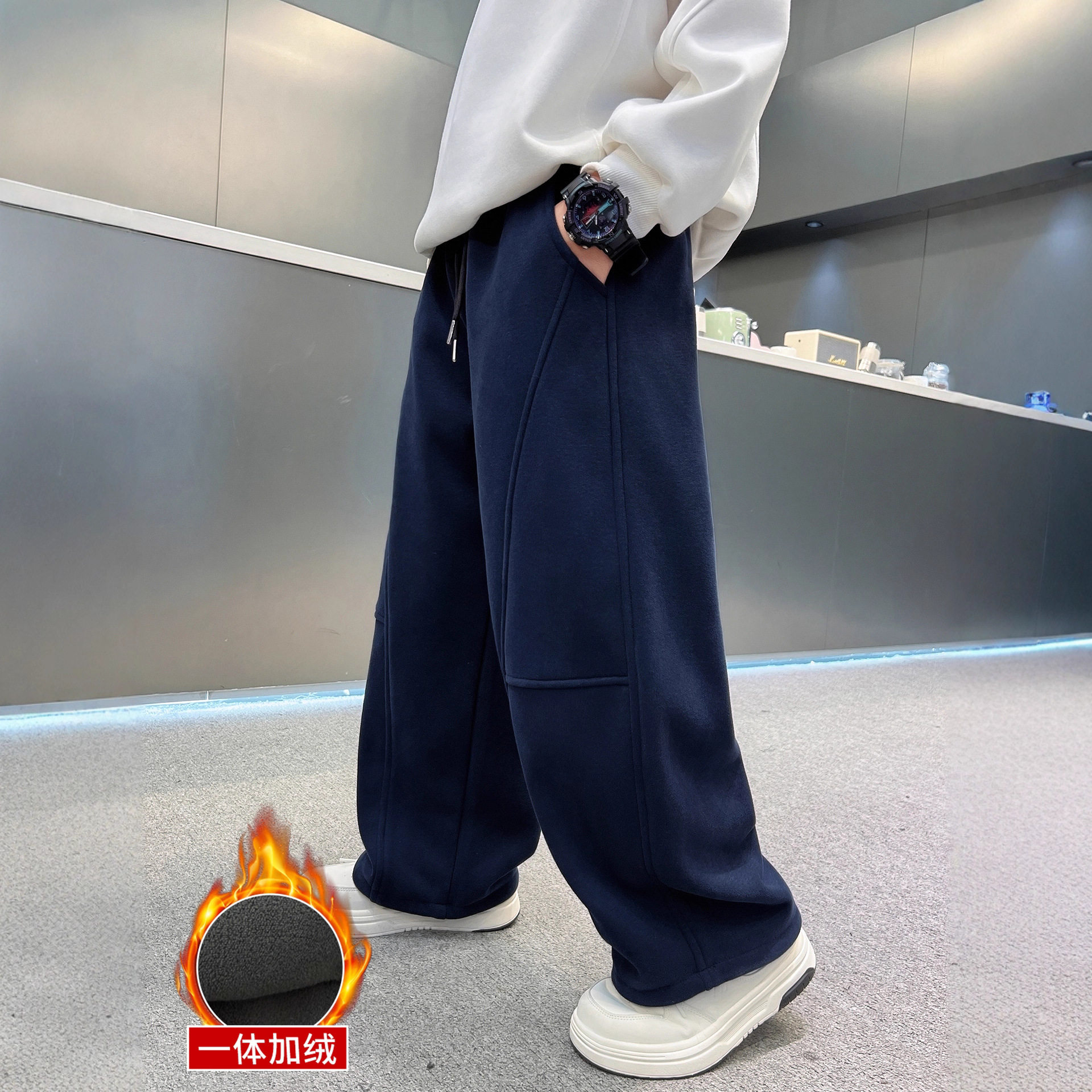 男童秋冬款裤子加绒加厚新款一体绒初中生冬季儿童运动潮，童装裤子，摩比熊