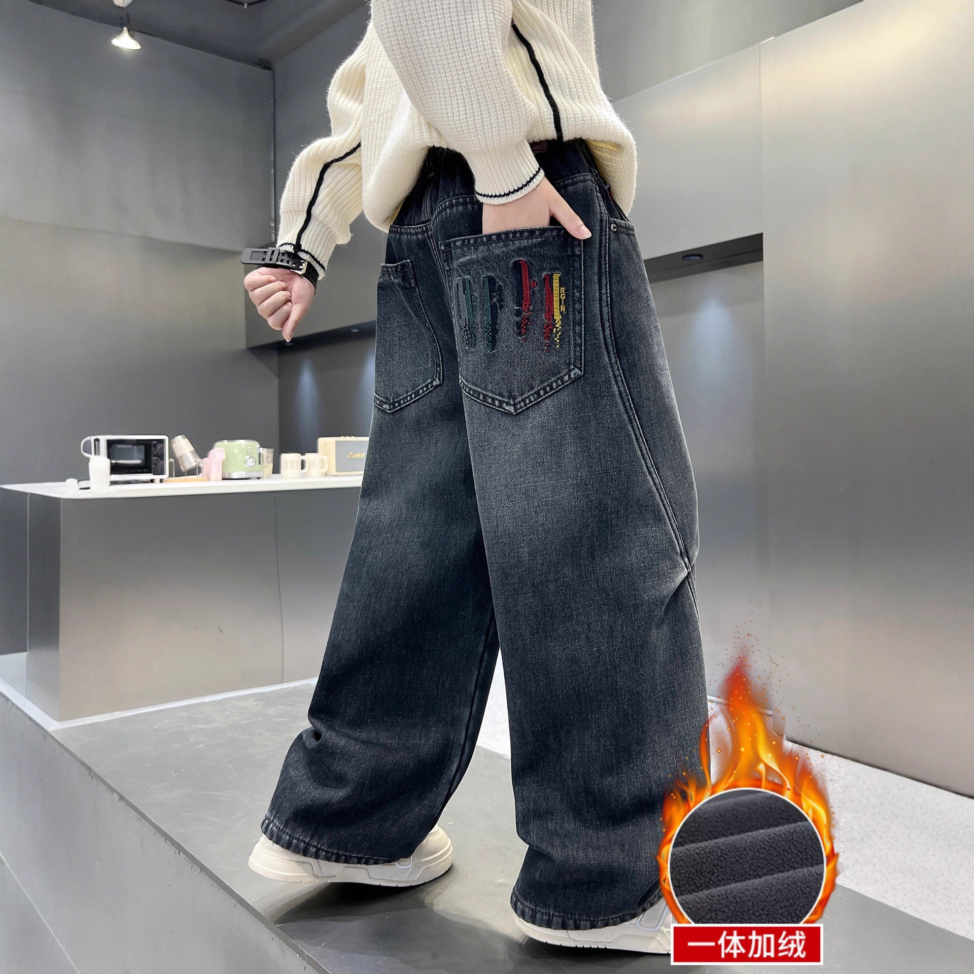 儿童装男童加绒裤子新款冬季男孩大童一体绒秋冬款加厚牛仔裤，童装裤子，摩比熊