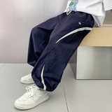 藏青色