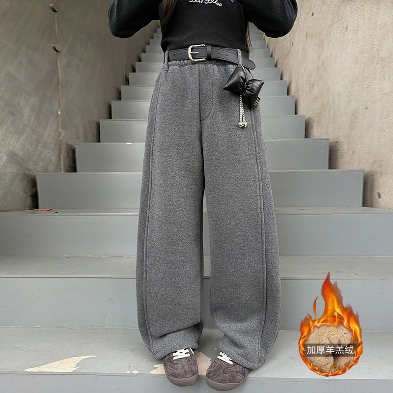 女童羊羔绒裤子冬季加厚新款儿童一条过冬特厚大童加绒阔腿裤，童装裤子，摩比熊