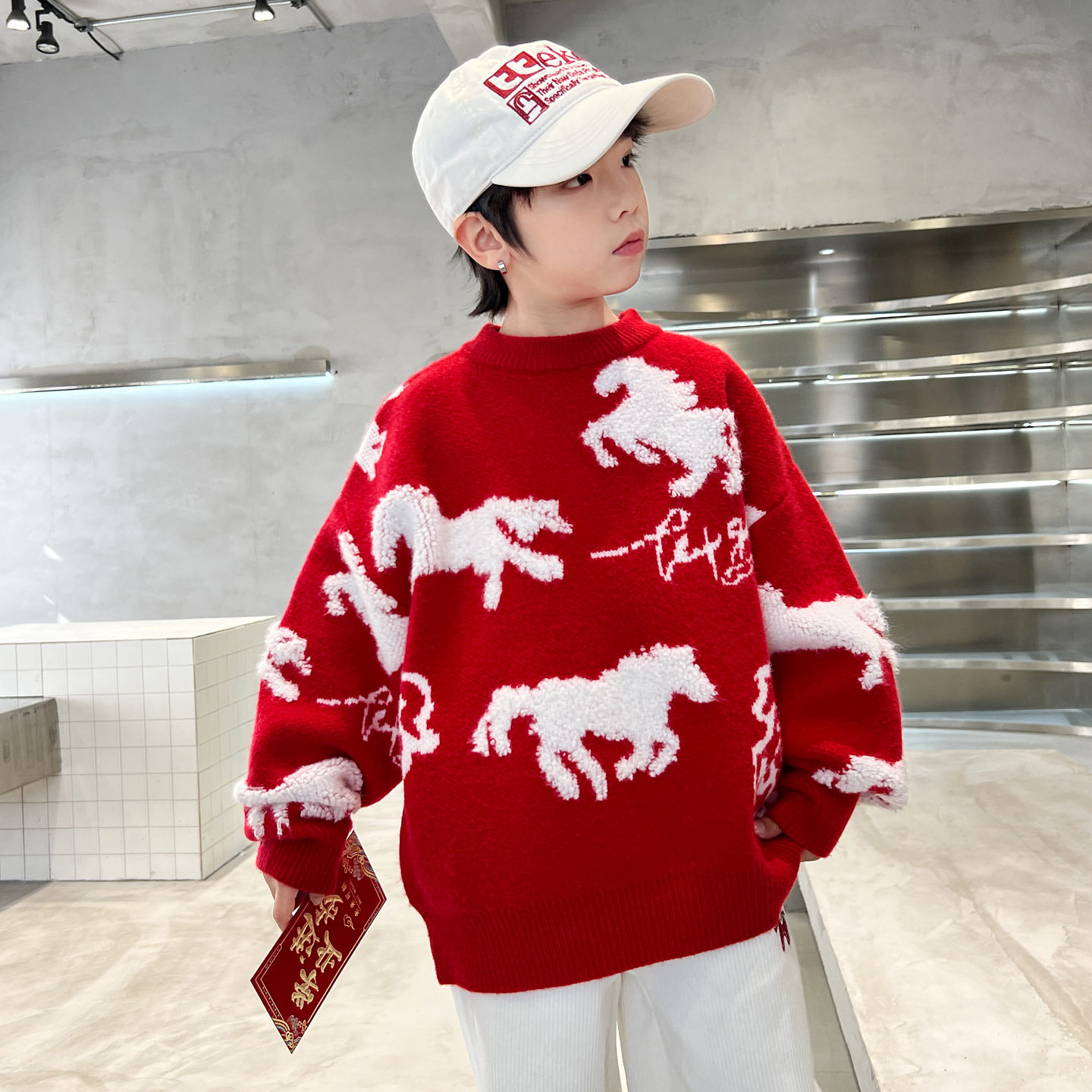 男童冬季加厚红色毛衣新款中大童儿童本命新年马年秋冬拜年服，童装毛衣，摩比熊