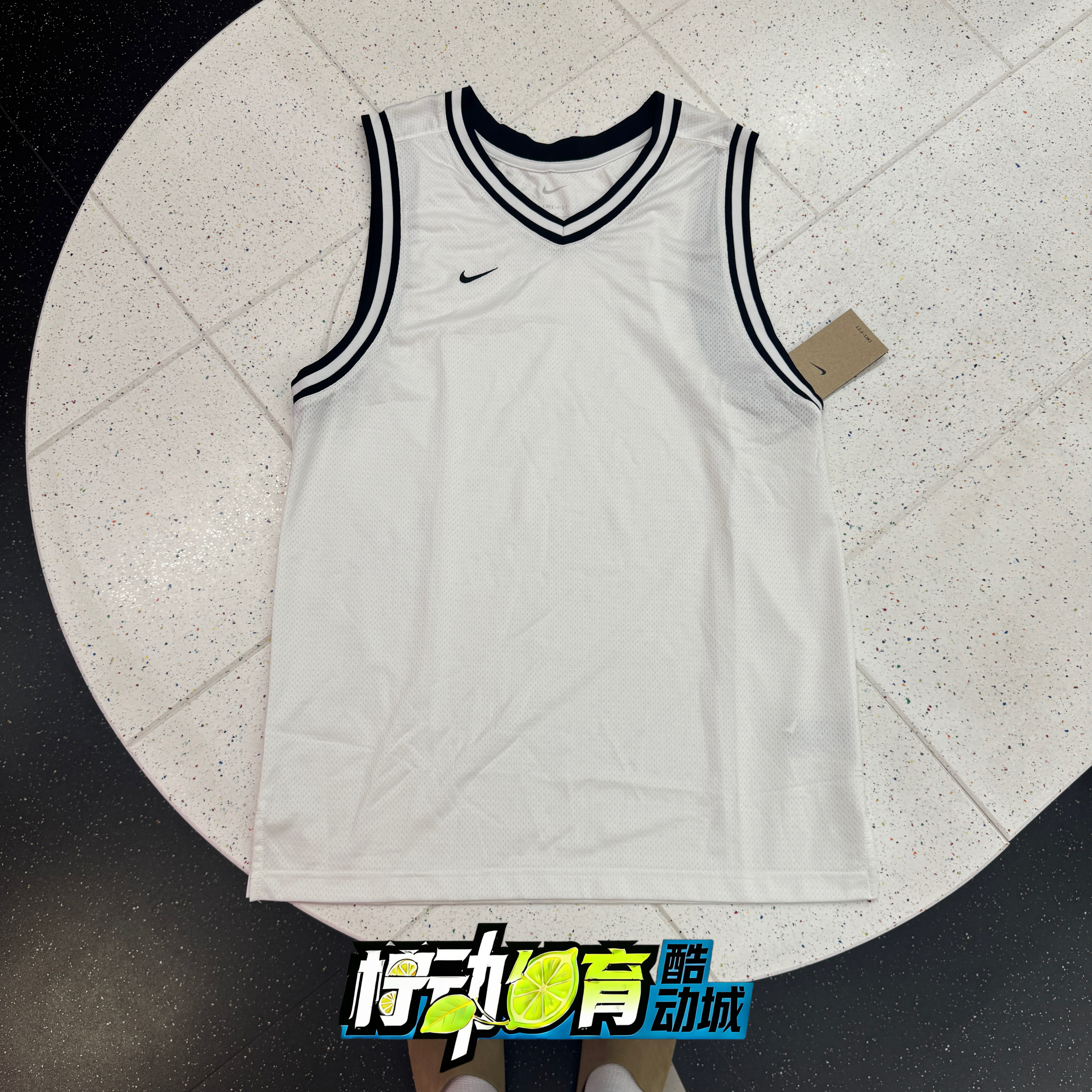 正品NIKE/耐克 Dri-FIT男子健身篮球训练休闲无袖背心FQ3708-100