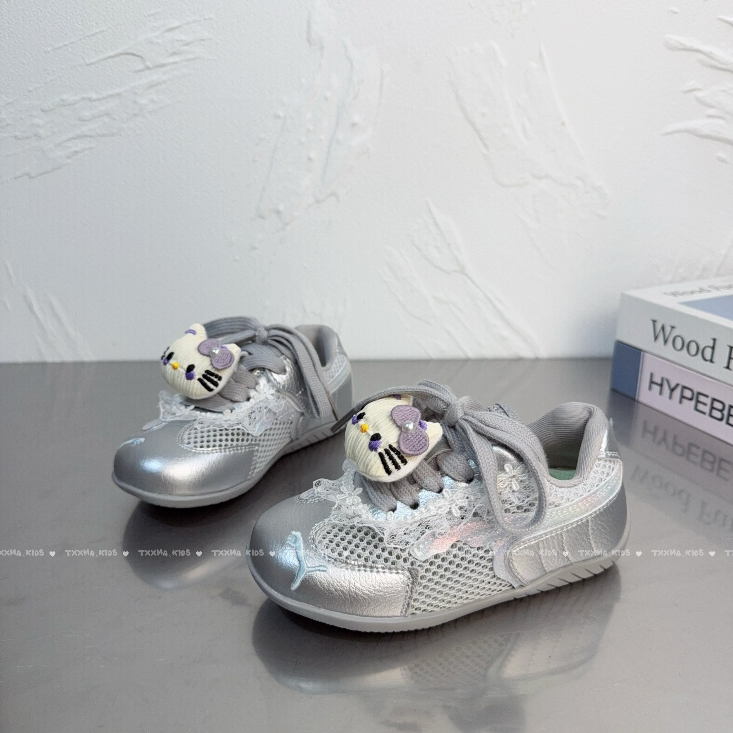 2026夏季新款女童鞋子单网阿甘鞋可爱风猫咪运动鞋透气网面休闲鞋