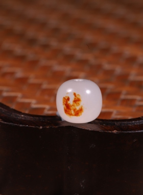 8mm红沁皮老型珠新疆和田玉籽料白玉红皮单珠散珠珠子手串配珠