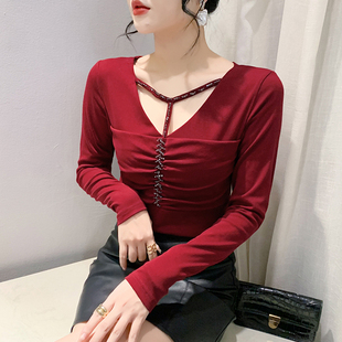 t恤修身 设计感钉珠打底衫 性感V领长袖 新款 显瘦百搭上衣 女2024春装